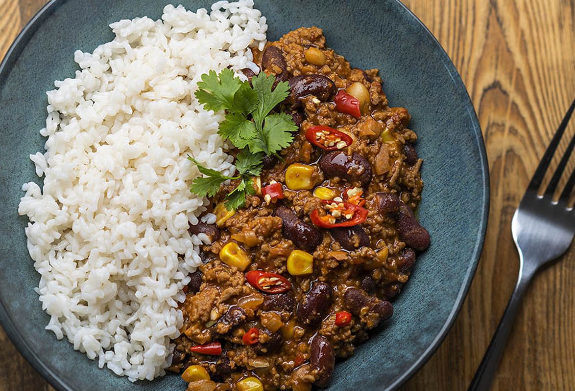 Zdjęcie smatokicie wyglądającego Chilli con carne